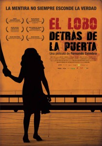 Lobo detrás de la puerta